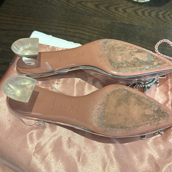 Stunning Amina Muaddi heels - Picture 2 of 2